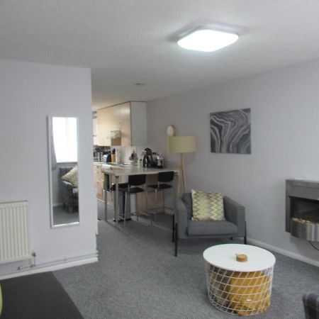 Bradley Stoke Self Contained Ground Floor Apartment Bristol Exterior foto